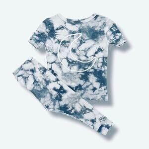 🐞3/$22 Little Co Pajama Set Unisex 18M Blue Tie Dye Organic Cotton Moon Graphic